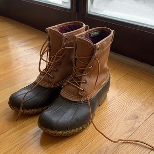 Women’s thinsulate Gore-Tex LL Bean winter boots. Size 7.5